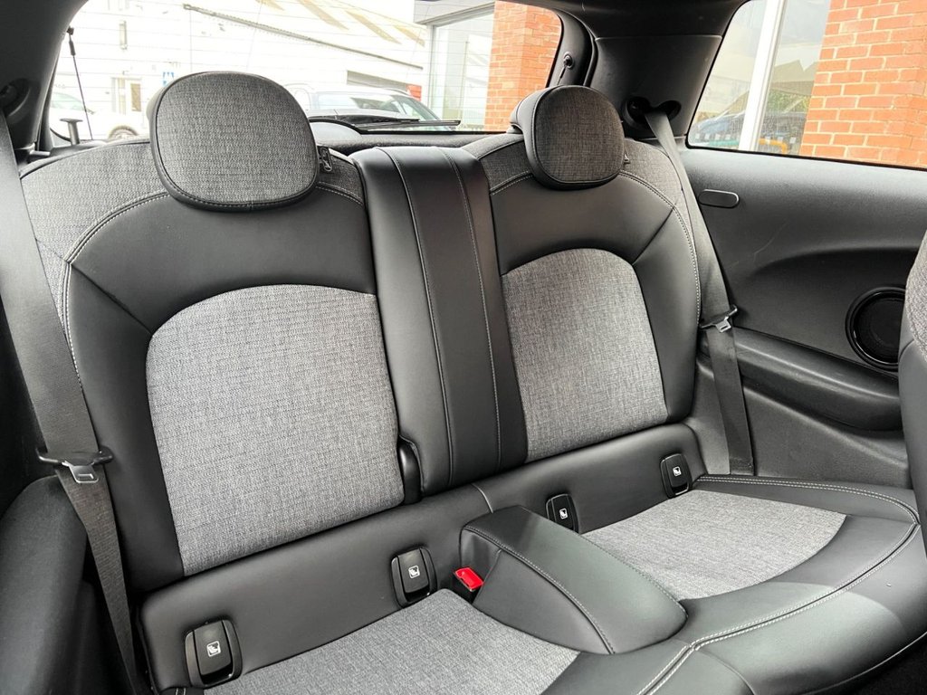 Used MINI Electric Hatch 2021 for sale - 76797709: Photo 12