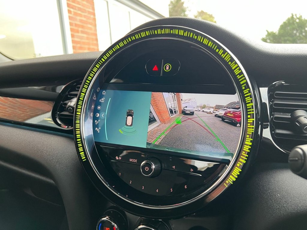 Used MINI Electric Hatch 2021 for sale - 76797709: Photo 16