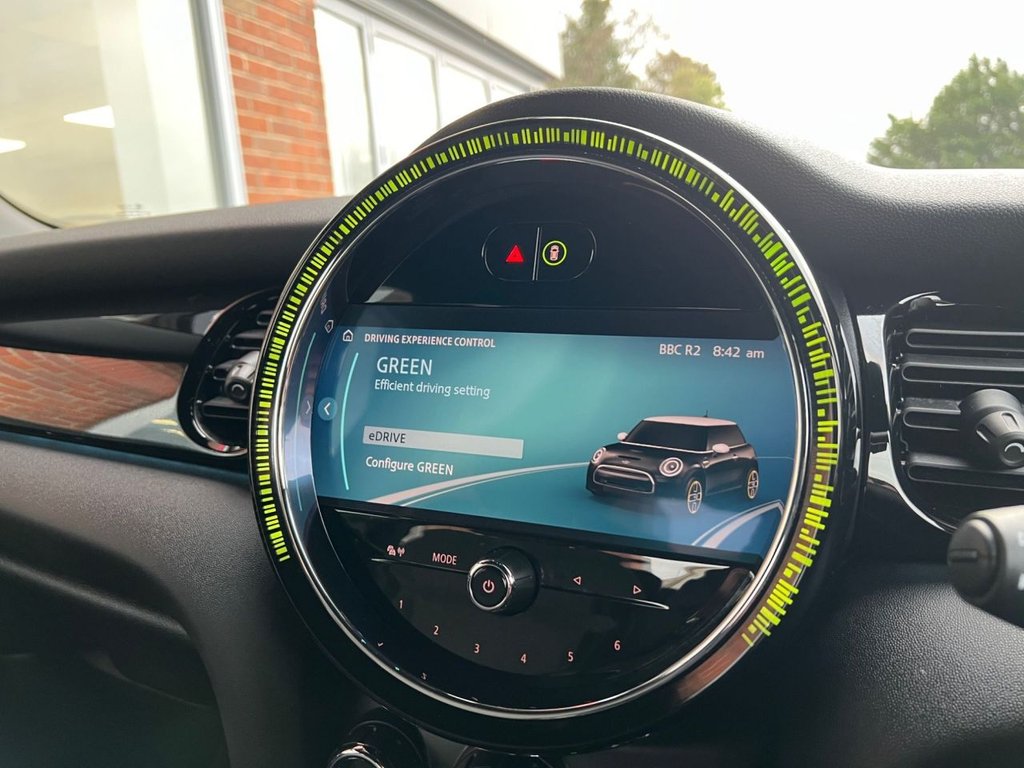 Used MINI Electric Hatch 2021 for sale - 76797709: Photo 20