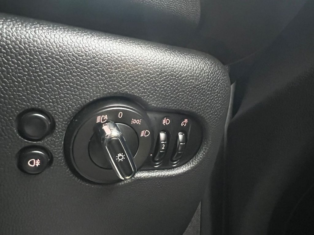 Used MINI Electric Hatch 2021 for sale - 76797709: Photo 22