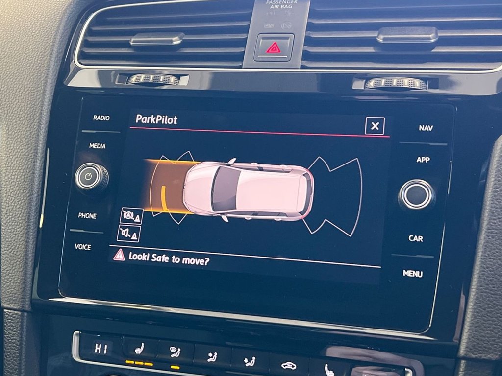 Used Volkswagen Golf 2017 for sale - 77422097: Photo 17