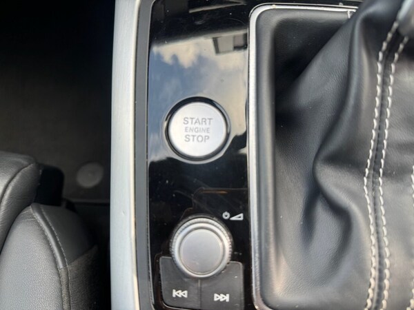 Used Audi A6 Avant 2017 for sale - 75665885: Photo 19