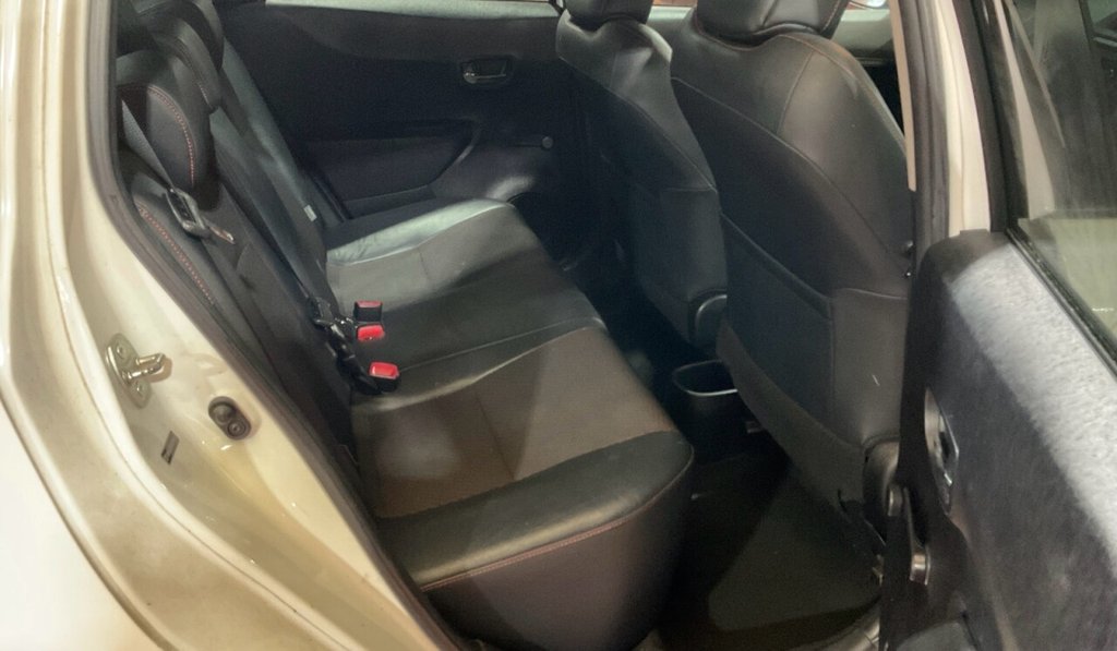 Used Toyota Yaris 2012 for sale - 77442300: Photo 7