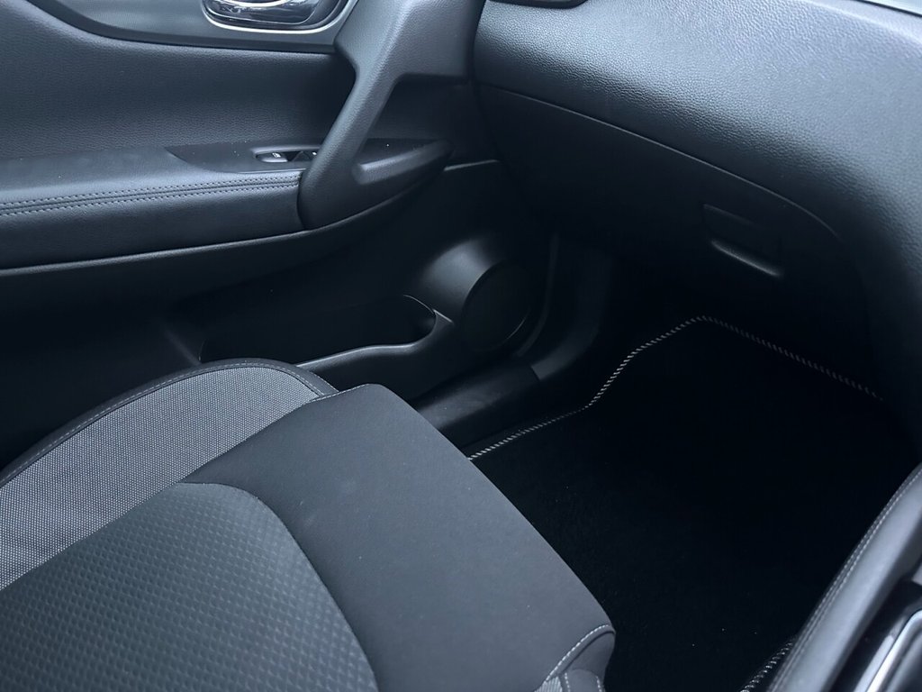 Used Nissan Qashqai 2018 for sale - 77037752: Photo 13