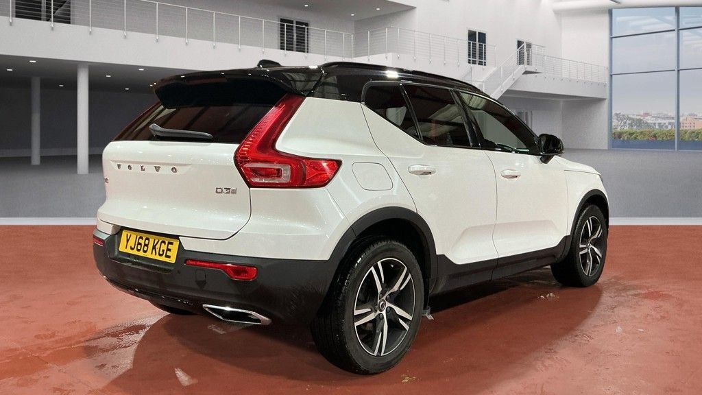 Used Volvo XC40 2018 for sale - 76901059: Photo 10