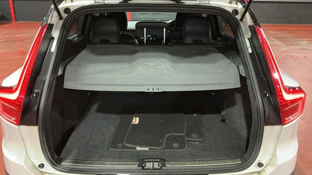 Used Volvo XC40 2018 for sale - 76901059: Photo 13