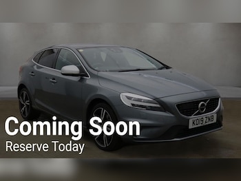 Used Volvo V40 2019 for sale - 79385117: Photo