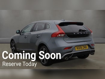 Used Volvo V40 2019 for sale - 79385117: Photo