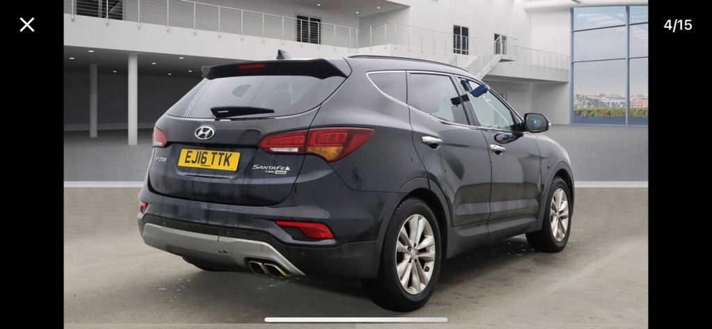Used Hyundai Santa Fe 2016 for sale - 76356526: Photo 3
