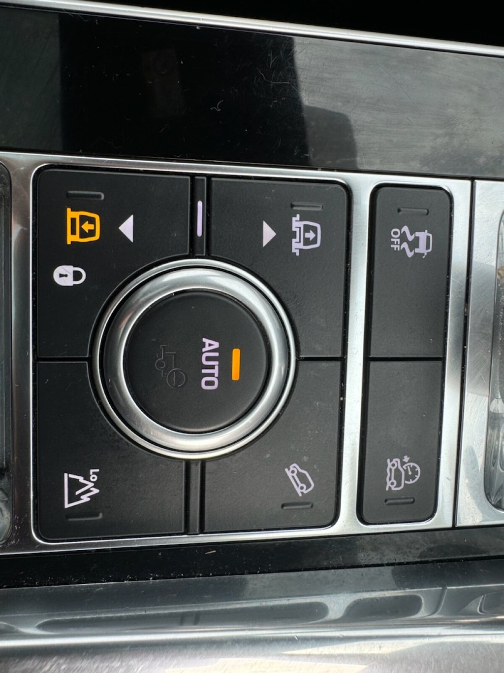 Used Land Rover Range Rover Sport 2018 for sale - 77327796: Photo 19