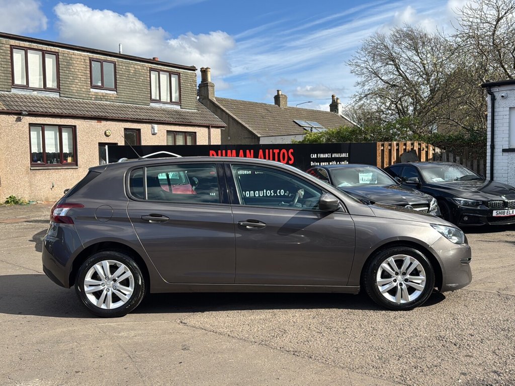 Used Peugeot 308 2015 for sale - 78200128: Photo 8