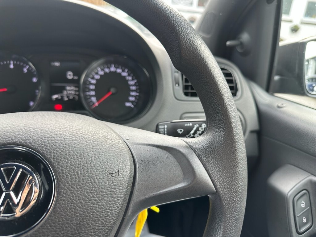 Used Volkswagen Polo 2015 for sale - 77708864: Photo 14