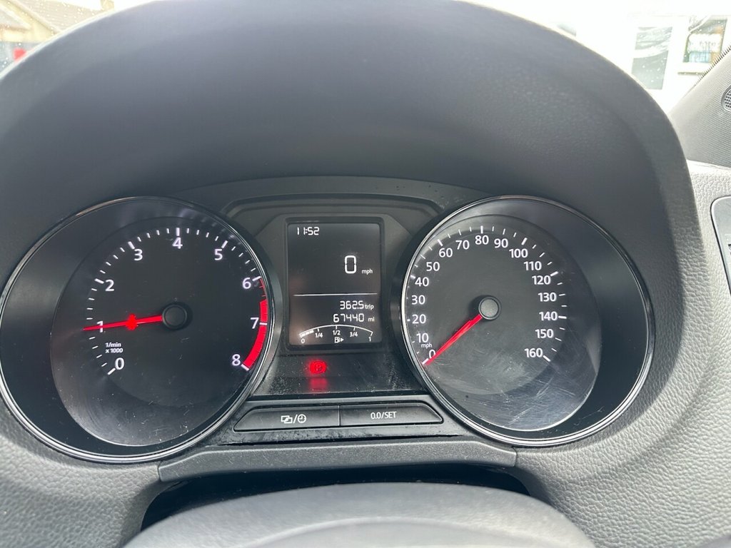 Used Volkswagen Polo 2015 for sale - 77708864: Photo 17