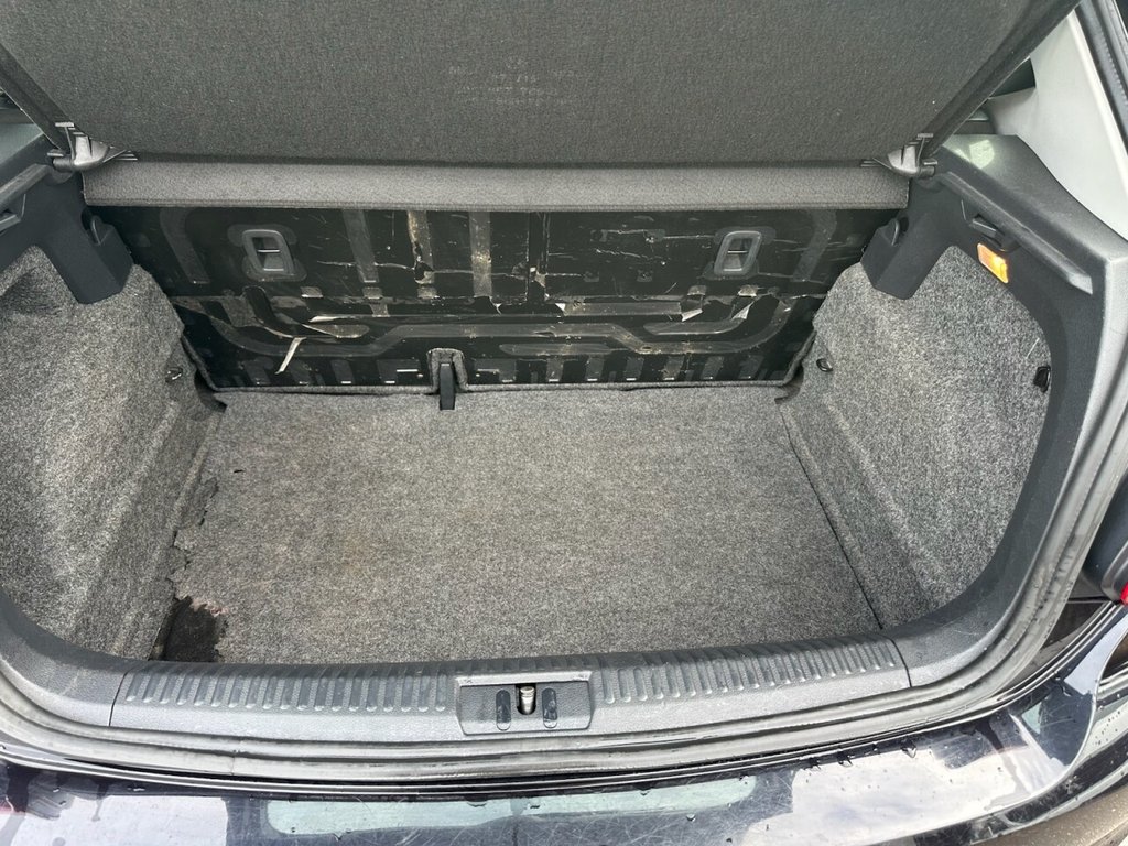 Used Volkswagen Polo 2015 for sale - 77708864: Photo 27