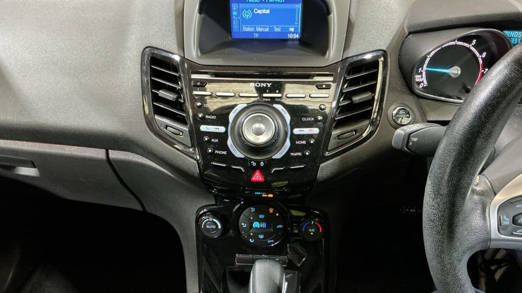 Used Ford Fiesta 2016 for sale - 77976523: Photo 11