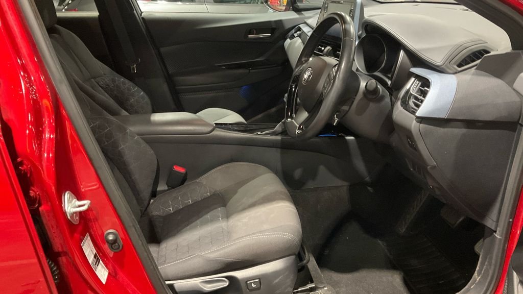 Used Toyota C-HR 2020 for sale - 77408577: Photo 9