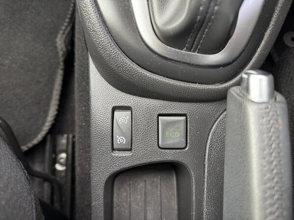 Used Renault Captur 2018 for sale - 75703732: Photo 22