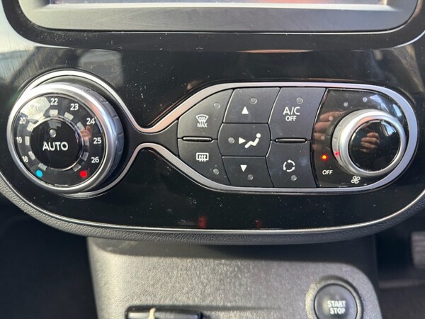 Used Renault Captur 2018 for sale - 75703732: Photo 24