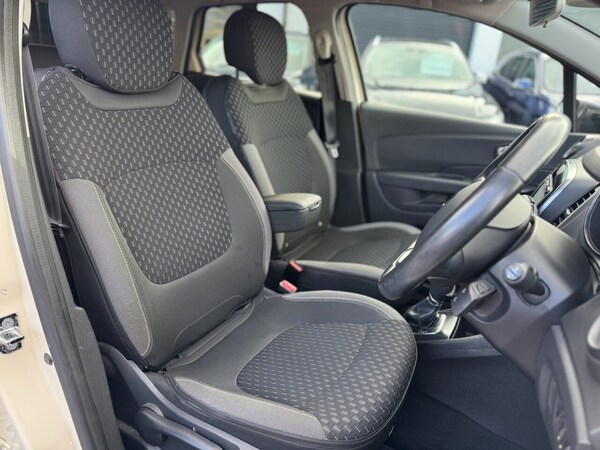 Used Renault Captur 2018 for sale - 75703732: Photo 9
