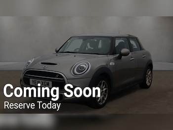 Used MINI Hatch 2018 for sale - 79046803: Photo