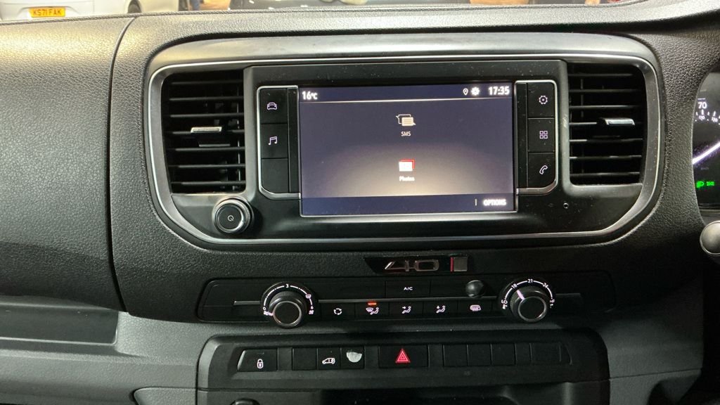 Used Vauxhall Vivaro 2022 for sale - 76527168: Photo 11