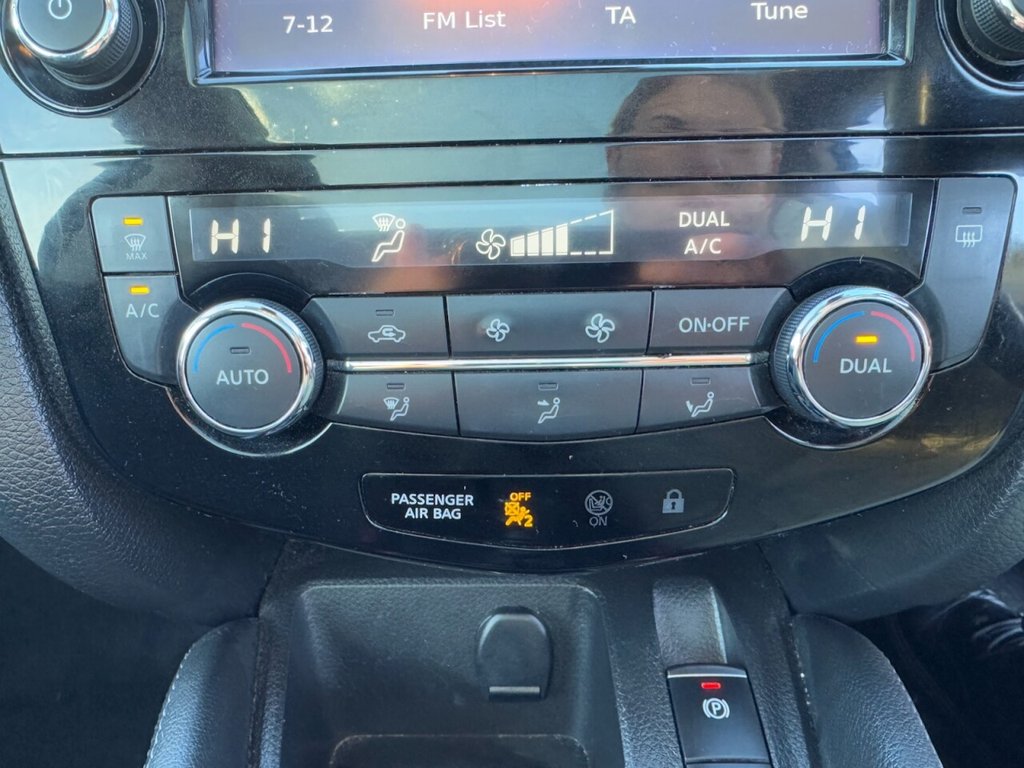 Used Nissan Qashqai 2018 for sale - 77275821: Photo 24