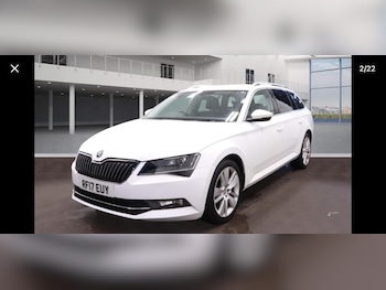 Used Skoda Superb 2017 for sale - 77018136: Photo