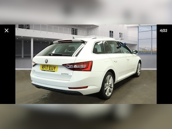 Used Skoda Superb 2017 for sale - 77018136: Photo