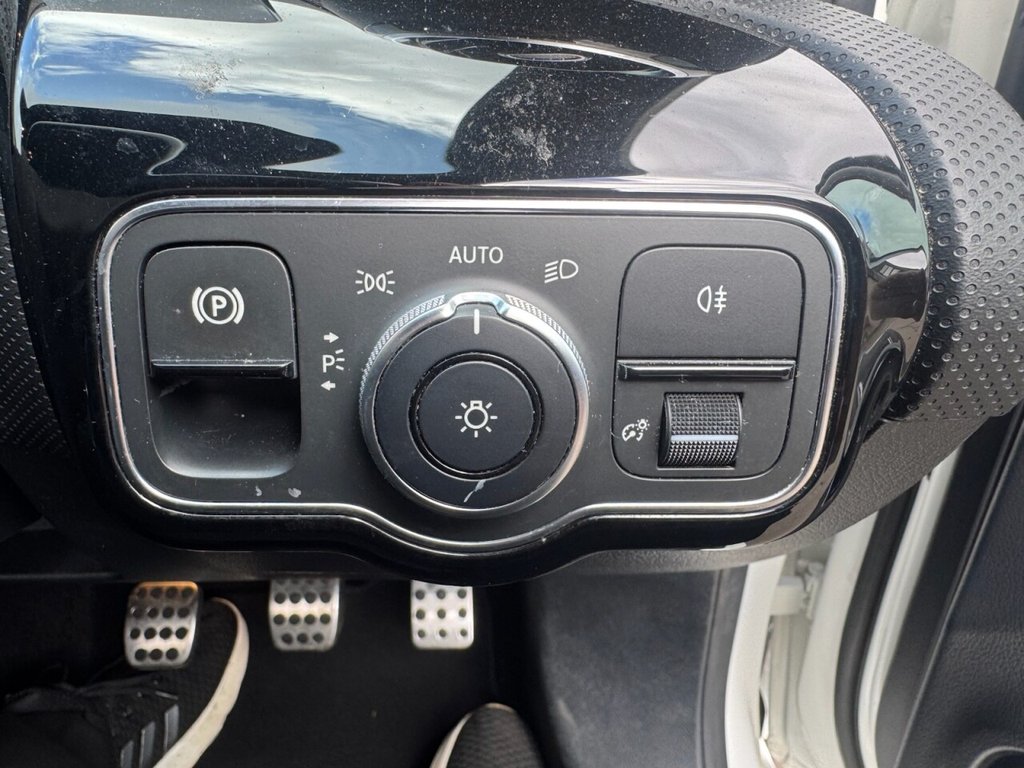 Used Mercedes-Benz A-Class 2019 for sale - 77654877: Photo 12