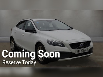 Used Volvo V40 2015 for sale - 77798325: Photo