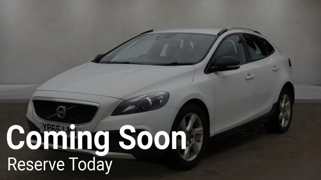 Used Volvo V40 2015 for sale - 77798325: Photo 2