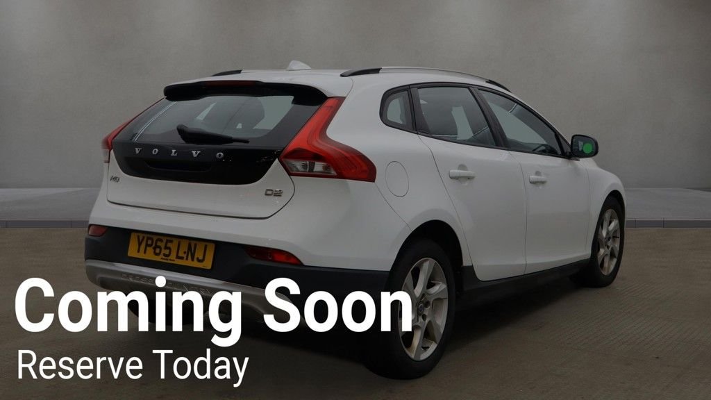 Used Volvo V40 2015 for sale - 77798325: Photo 4