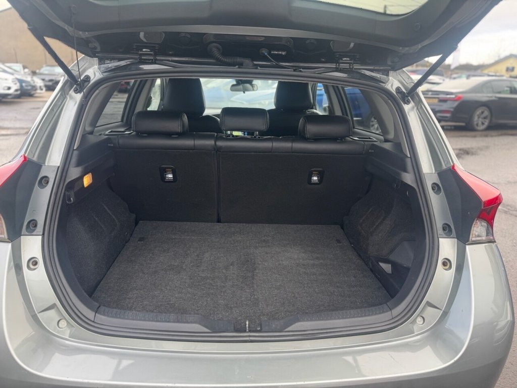 Used Toyota Auris 2017 for sale - 76617718: Photo 29