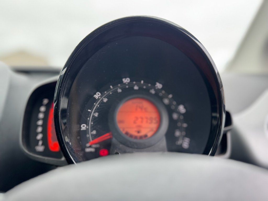 Used Toyota AYGO 2021 for sale - 76203296: Photo 13