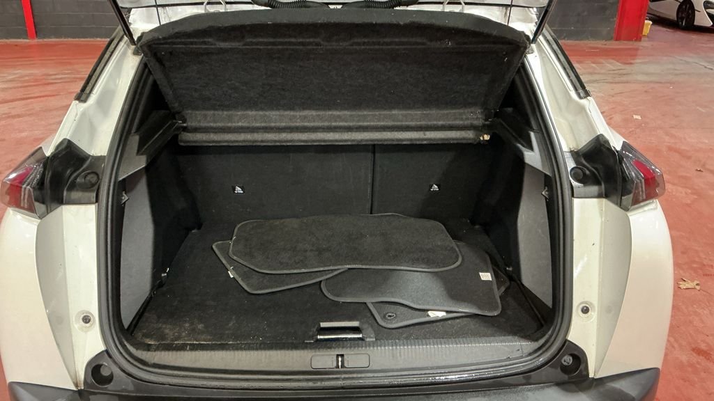 Used Peugeot 2008 2021 for sale - 77821027: Photo 11