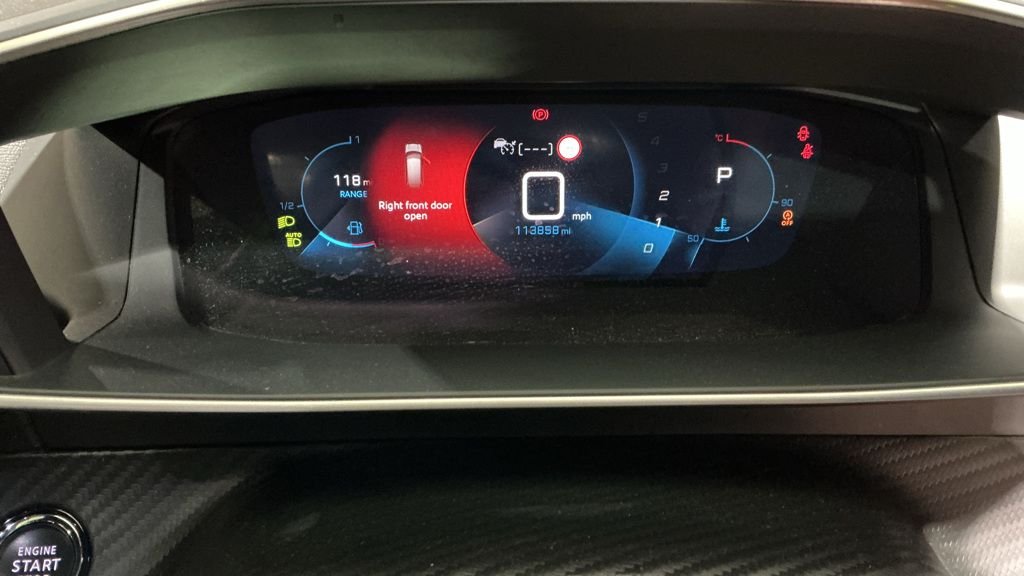 Used Peugeot 2008 2021 for sale - 77821027: Photo 9