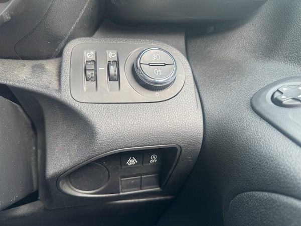 Used Vauxhall Combo Life 2019 for sale - 75542725: Photo 18