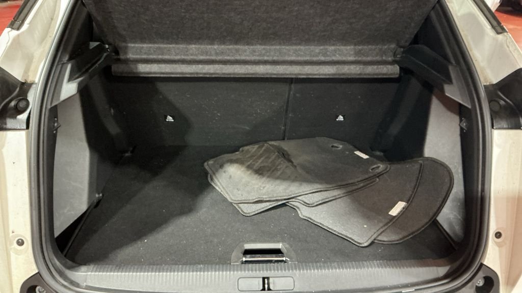 Used Peugeot 2008 2020 for sale - 77356040: Photo 10