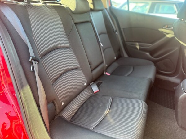 Used Mazda Mazda3 2014 for sale - 76245490: Photo 8