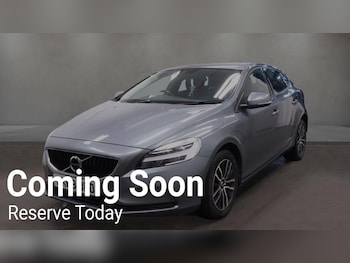 Used Volvo V40 2018 for sale - 79482454: Photo