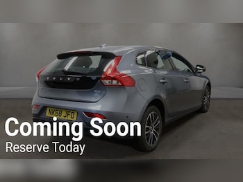 Used Volvo V40 2018 for sale - 79482454: Photo