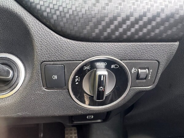 Used Mercedes-Benz A-Class 2014 for sale - 75358977: Photo 19