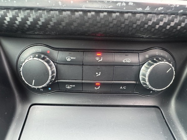 Used Mercedes-Benz A-Class 2014 for sale - 75358977: Photo 21