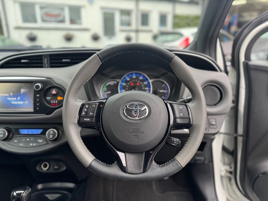 Used Toyota Yaris 2016 for sale - 77139564: Photo 11