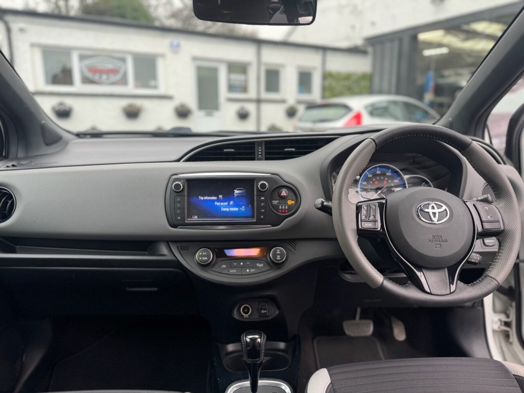 Used Toyota Yaris 2016 for sale - 77139564: Photo 12