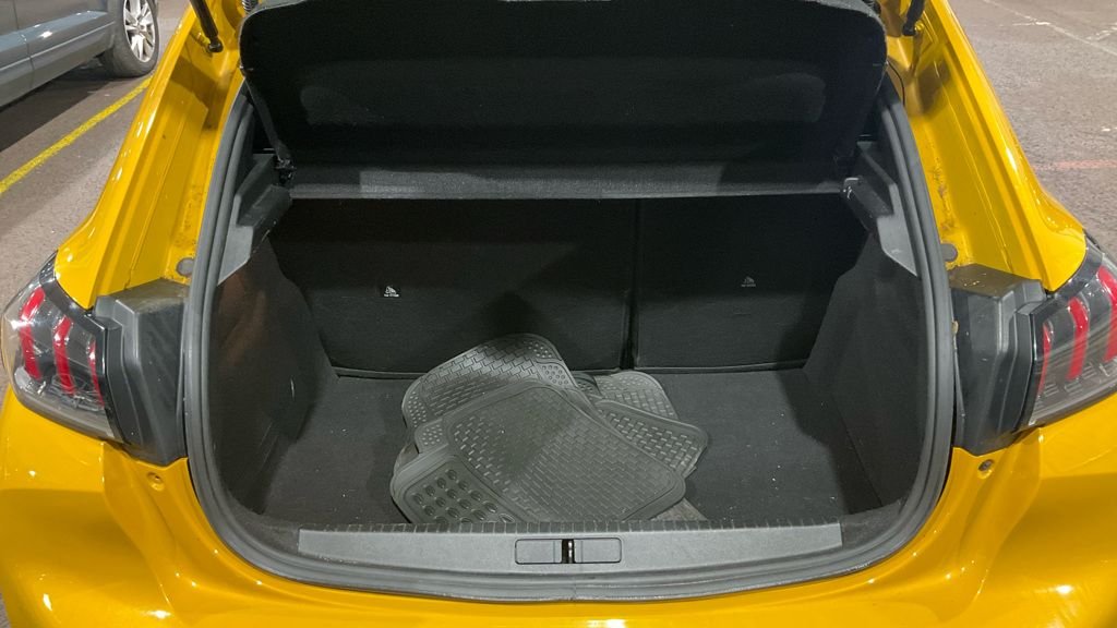 Used Peugeot 208 2023 for sale - 77287871: Photo 11