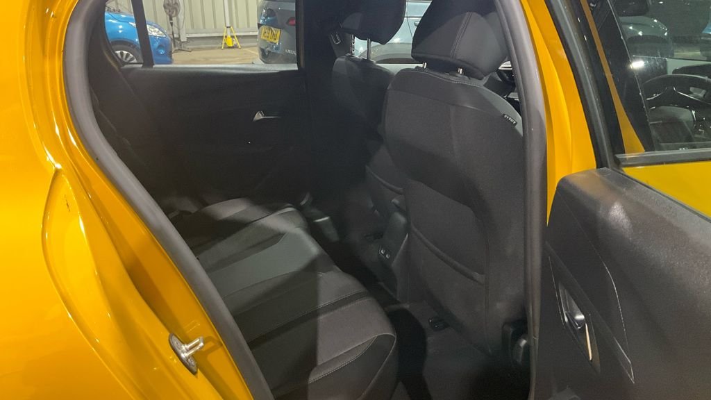 Used Peugeot 208 2023 for sale - 77287871: Photo 8