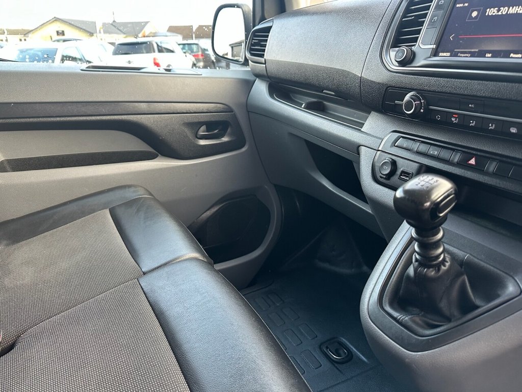 Used Vauxhall Vivaro 2019 for sale - 76758701: Photo 10