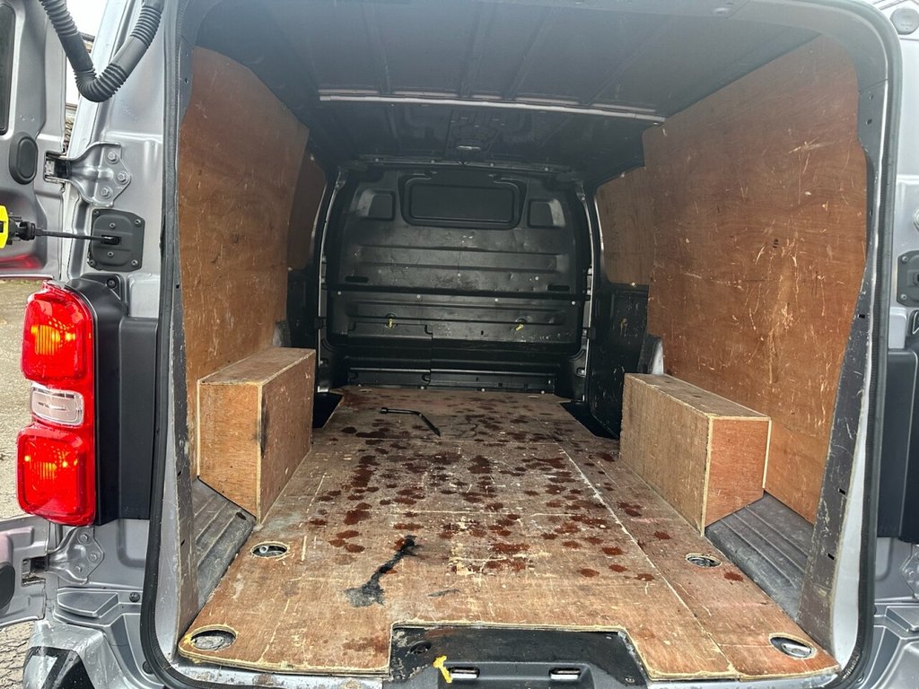 Used Vauxhall Vivaro 2019 for sale - 76758701: Photo 28