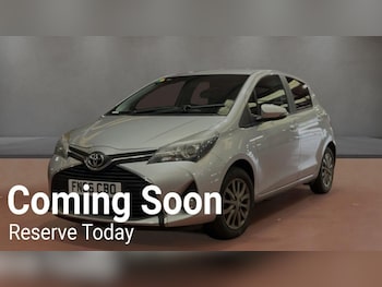 Used Toyota Yaris 2016 for sale - 79422824: Photo